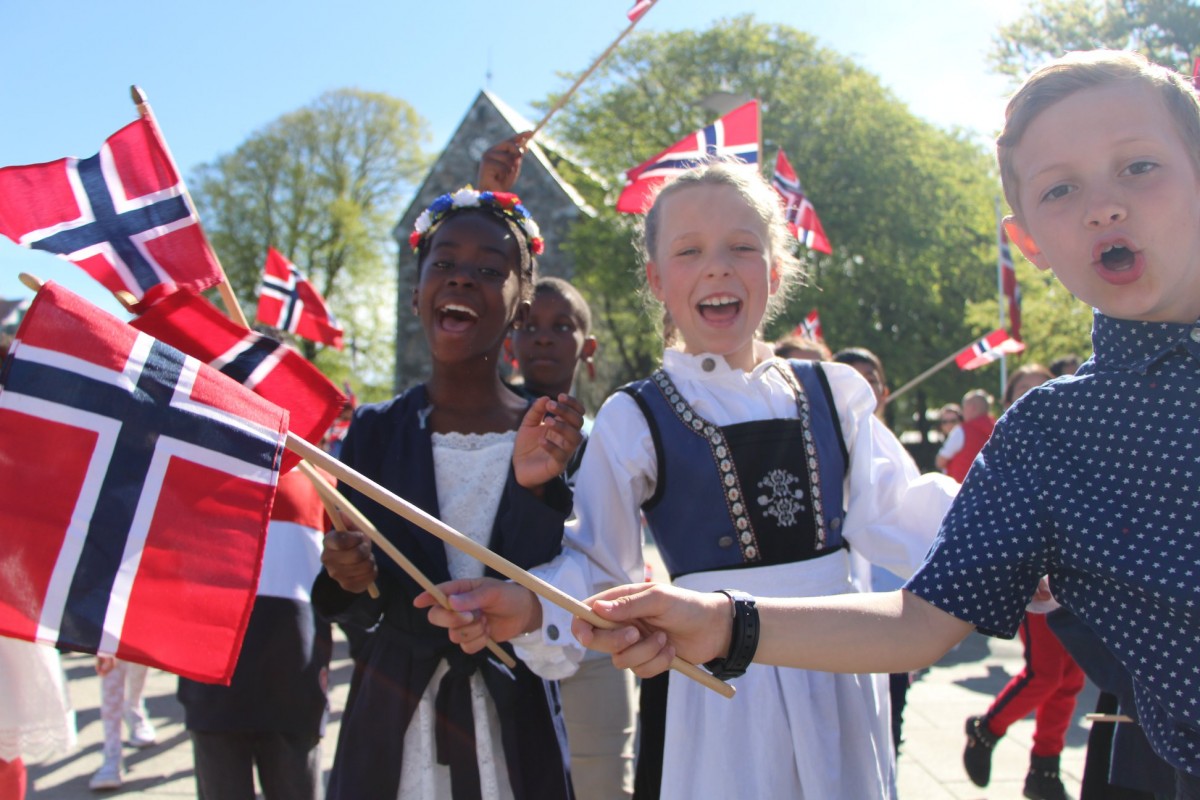 Gratulerer med dagen, Norge! – International School of Stavanger